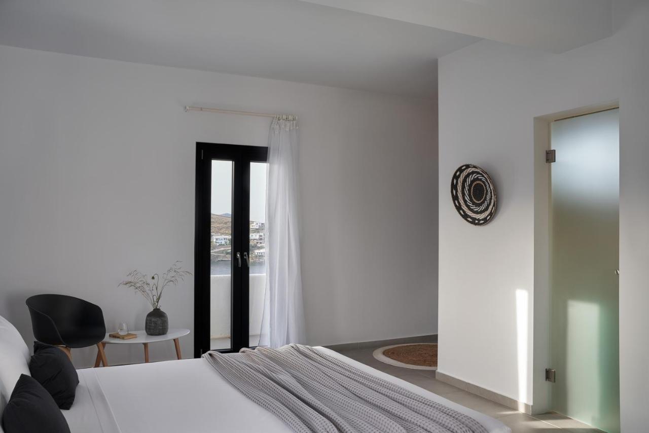 The Thermia Suites Kíthnosz Kültér fotó
